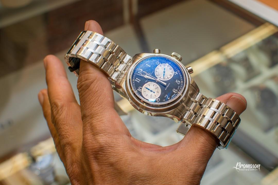 Alexanders Jewelers