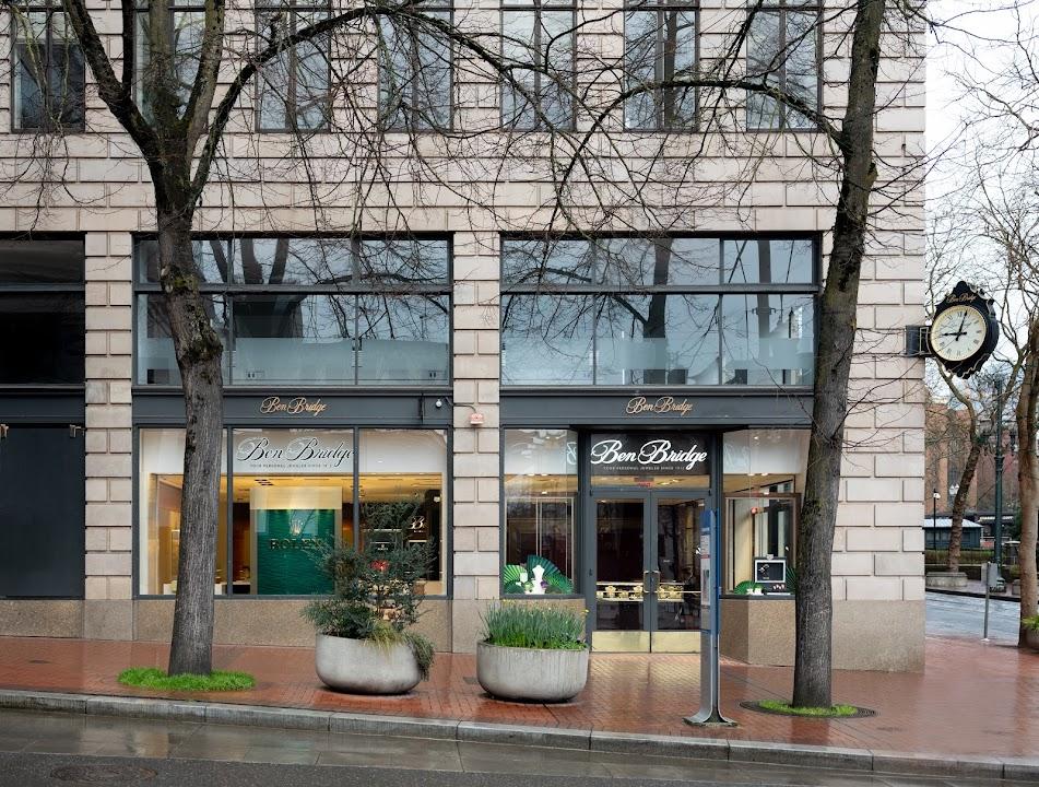 Ben Bridge Jeweler
