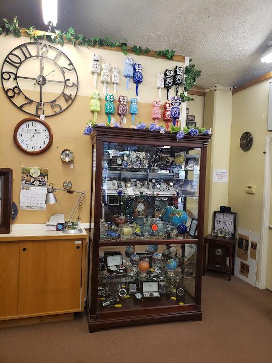 Country Clock Shop