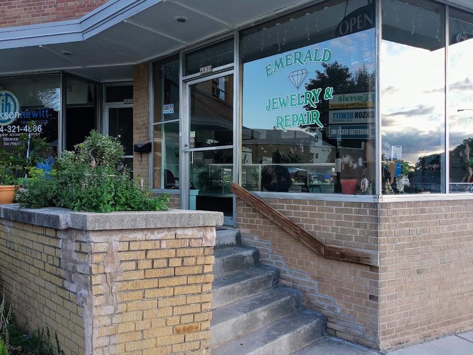 Emerald Jewelry & Repair