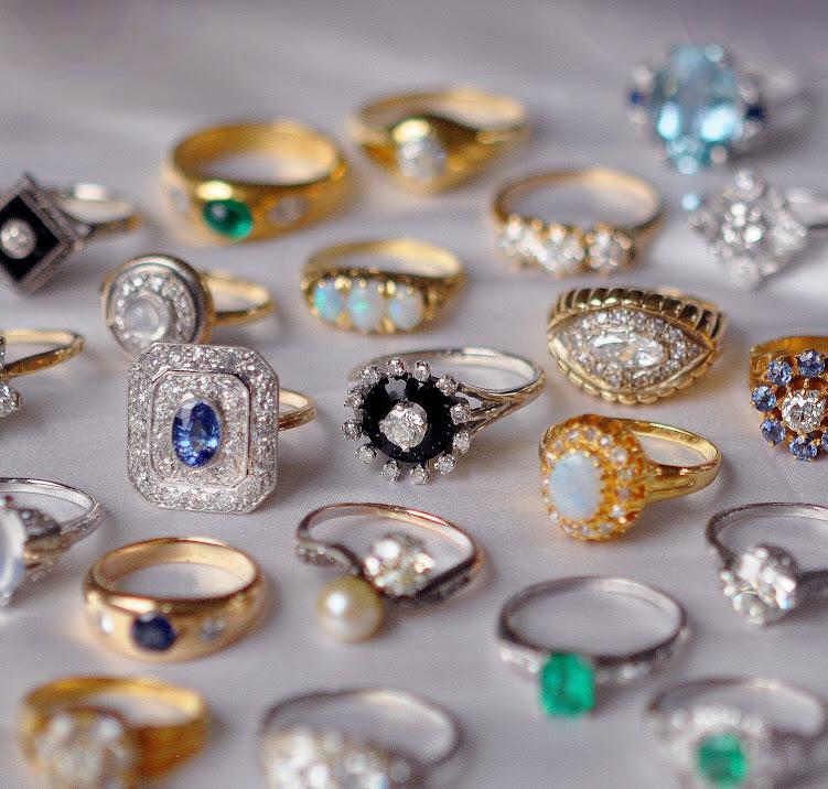 Hernandez Jewelers & Pawn