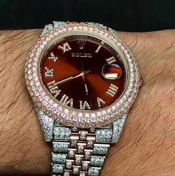 International Jewelry and Repair and phones