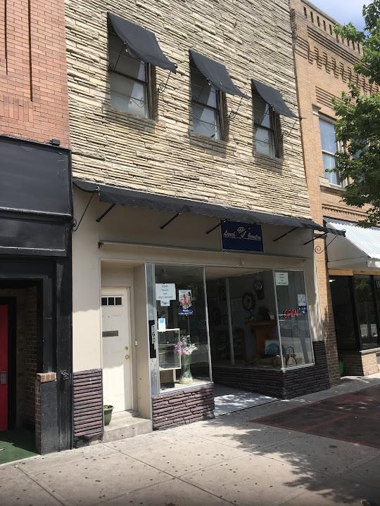 Lynch's Jewelry