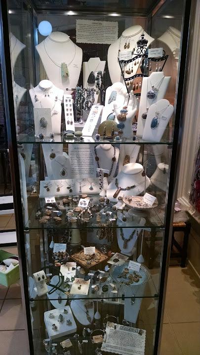 Silver Fox II Jewelry