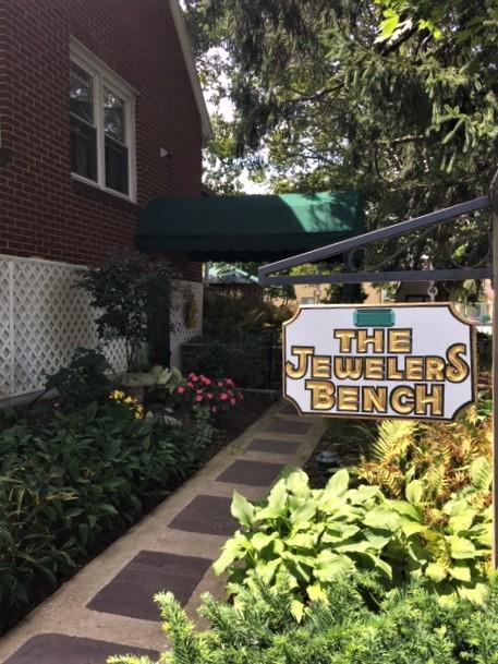 The Jewelers Bench