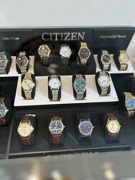 Thomas A Davis Jeweler