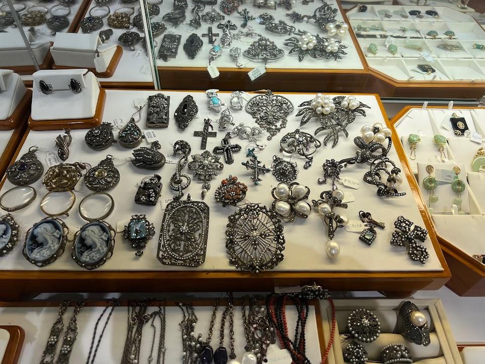 Watches Unlimited