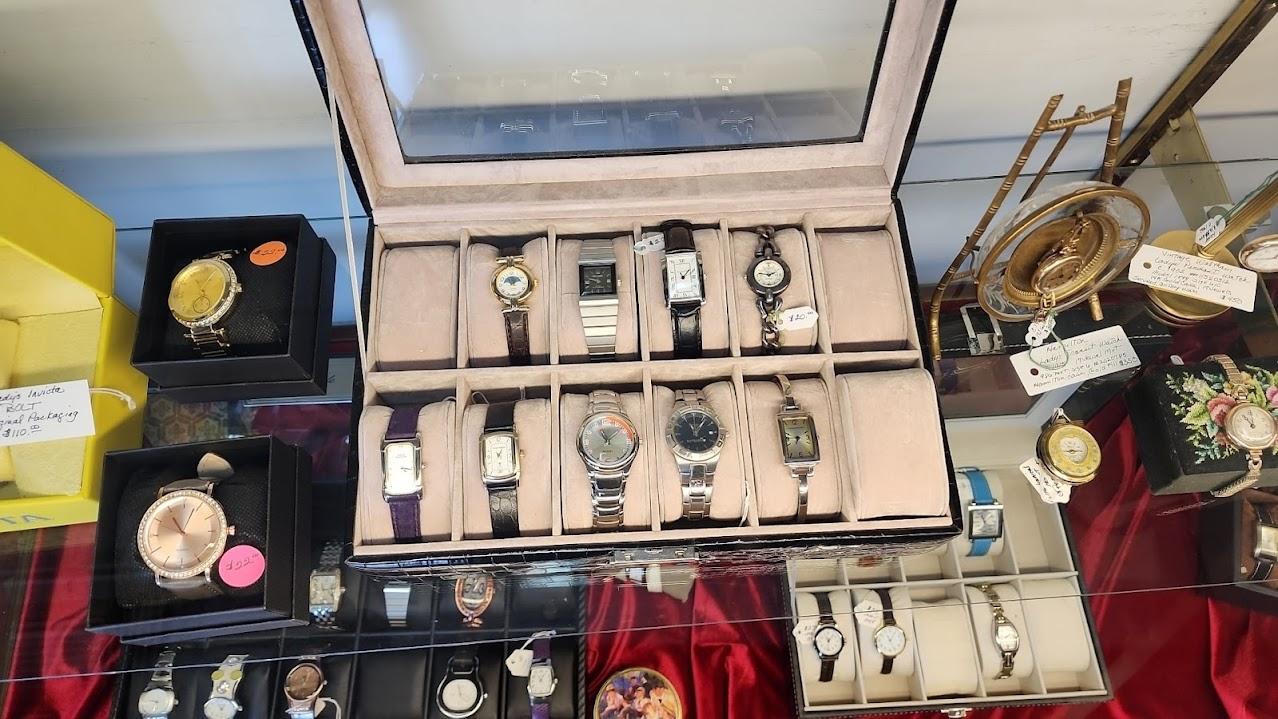 Ye Olde Clock Shoppe